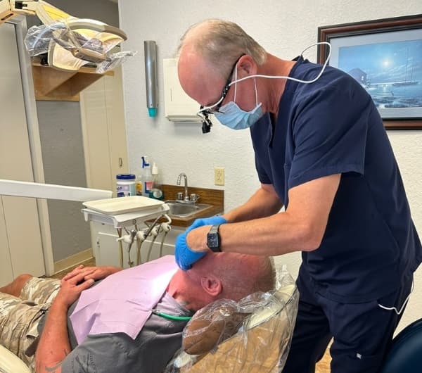 Dr. Hassan Asghar, Periodontist